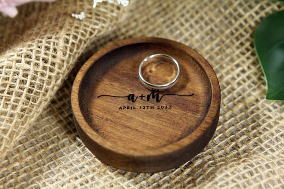 Personalized Custom Initials Wood Ring Dish - Custom Wedding Ring Dish - Engagement Ring Dish - Ring Holder - Ring Dish for Men/Women