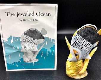 Collectible Richard Ellis Figurine; Tinkers Butterfly; Jeweled Ocean collection; Saltwater fish