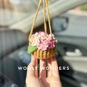Pink Forget-me-not Flower Pot, Car Accessories for Women, Crochet Hanging Plants, Cute Rear Mirror Decor, Gifts for Her, Car Plant Decor