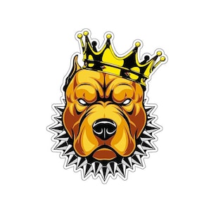 Puede incluir: Una pegatina con una ilustración estilizada de un perro con una corona dorada. El perro tiene un esquema de color marrón y amarillo con una nariz negra y un collar de púas. La corona es amarilla con detalles negros.
