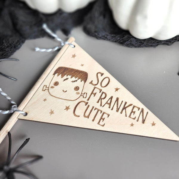 Cute Frankenstein Halloween Wooden Flag - Boho Happy Halloween Sign Decoration, First Halloween Photo Prop, Kids Boo Basket Party Decor Gift