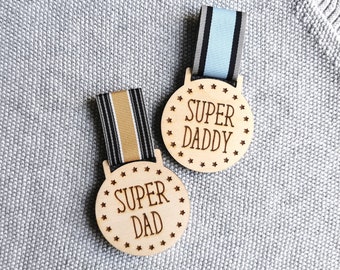 Father's Day Super Dad Or Daddy Medal Badge Gift - Father's Day Medal, Dad Award Wooden Medal, New Dad Gift, Dad Birthday Gift From Kids UK