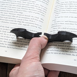 Book bat holder thumb page 3D nerd gift image 2