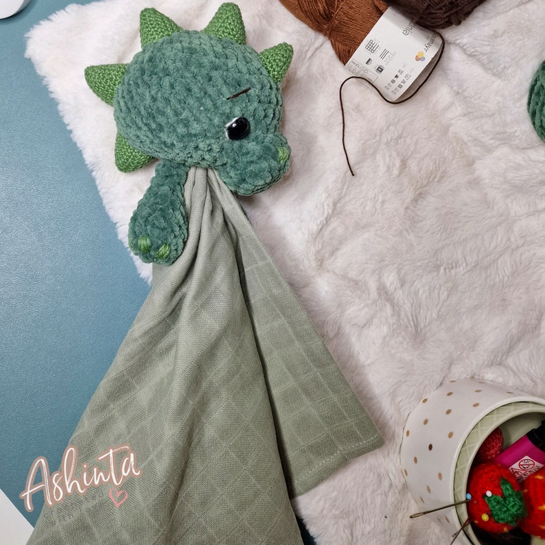 Dietrich the Dinocuddly Crochet, Pattern, Burp Cloth, Spit Blanket