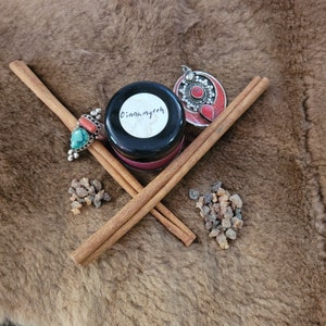 Cinnamyrrh Loose Powder Incense