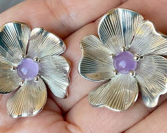 Ilaria Peru Silver and Amethyst Flower Earrings