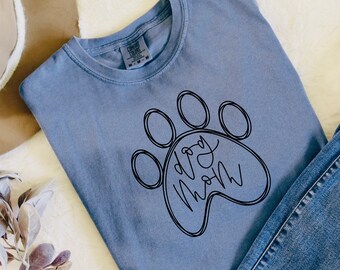 Dog Mom Shirt, Dog Mom T-Shirt, Dog Mom Gift, Dog Mom Crewneck, Dog Mom Sweatshirt, Dog Dad T-shirt, Dog Parent, Dog Parent Gift