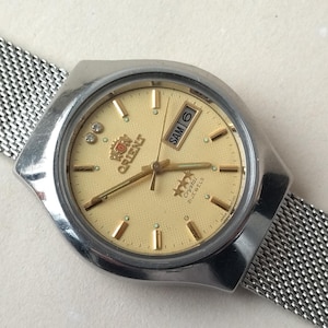 Vintage watch Orient, Orient watch yellow dial, orient watch 3 stars, Vintage Mechanical Japanese Watches