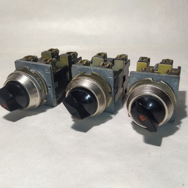 3x large Soviet switch PE-012U3,Soviet big tumbler,Soviet On/Off Toggle Switch,ussr switch,industrial switch,electronics ussr,vintage switch