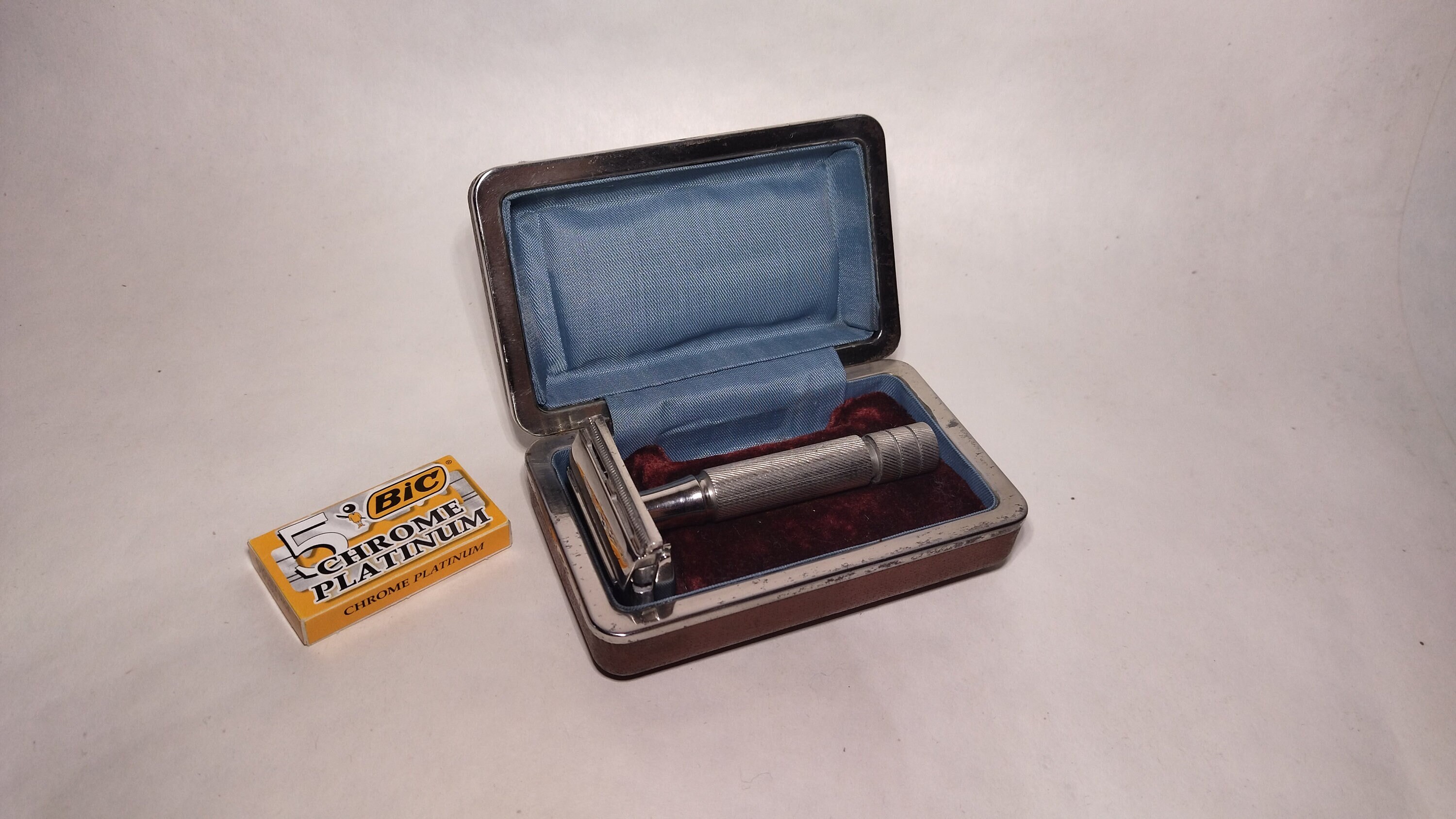 Rare Vintage Soviet Safety Razor Volga, Vintage Soviet Safety Razor ...
