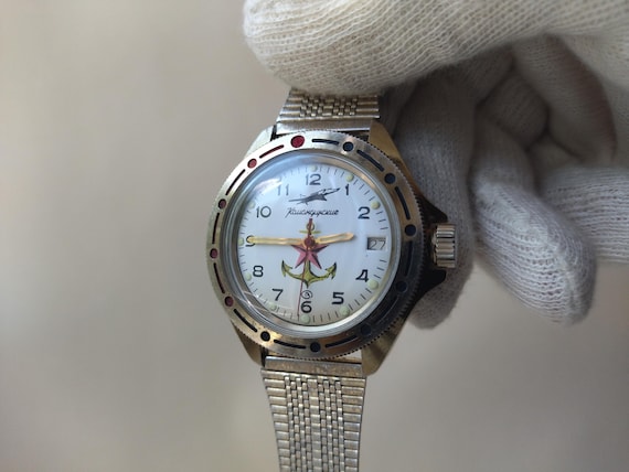 Vintage Vostok military watch, mechanical watch Vostok , russian watch Vostok , Soviet Wostok watch,Vostok  tank, naval aviation watches