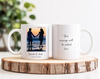 Taza personalizada para parejas / Taza para el día de la boda / Taza de aniversario / Taza con foto, nombres y fecha / Mensaje personalizado en la parte posterior