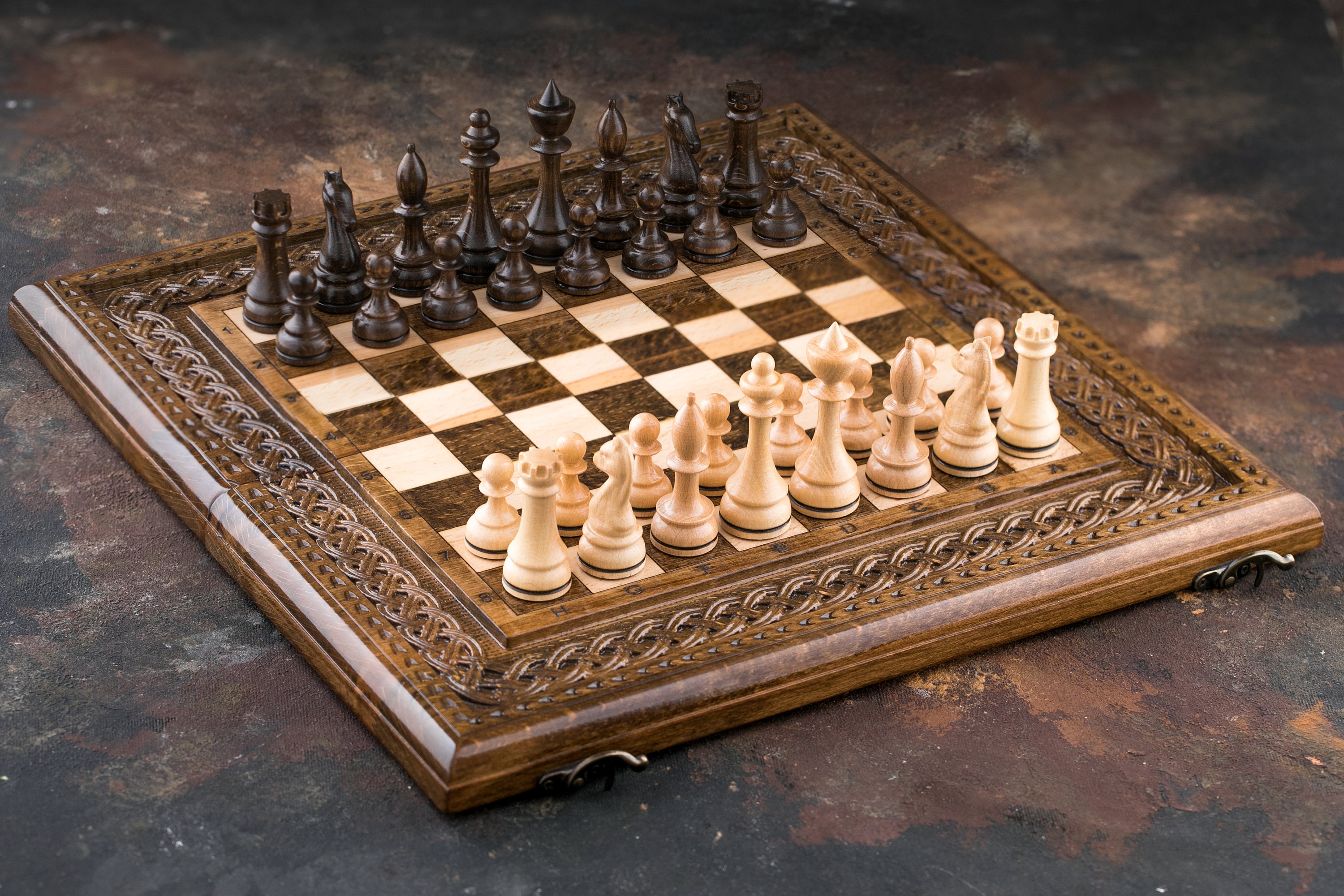 Schachset aus Holz Geschnitztes Schachbrett personalisiertes - Etsy.de