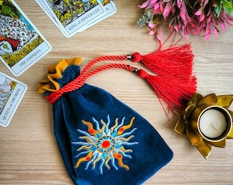 Bolsa de tarot. Estuche para cartas de tarot. Bolsa de terciopelo de seda con bordado personalizado.