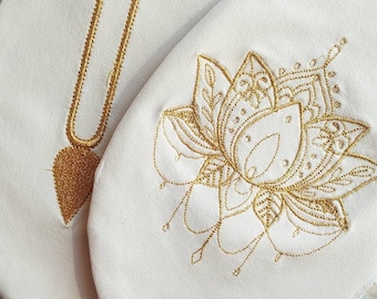 Embroidered Lotus and Tilak Japa mala beads bag. Prayer bag. Meditation bag. Bag for practice Maha mantra. Vaishnavism tradition.