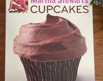 Martha Stewart’s Cupcakes Paperback Cookbook