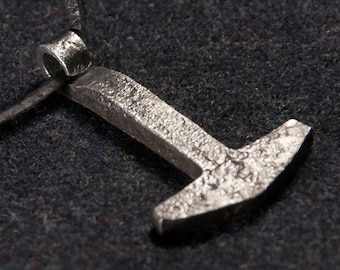Mjolnir forjado a mano, réplica del martillo de Thor de hierro, amuleto escandinavo medieval, colgante nórdico pagano, collar vikingo, talismán pagano para hombre