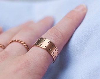 Anillo medieval pagano, de bronce, anillo estampado, réplica, para vikingos, eslavos, recreación histórica, joyería de la Edad Media, estilo antiguo, era vikinga, larp