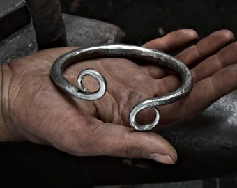 Iron arm ring - Viking oath ring, Celtic armlet, Forged torque, Larp armring, Medieval torc, Pagan jewelry, Forged arm ring, Armring, Asatru