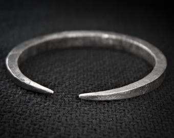 Forged arm ring - Iron armband for Viking, Celt, Larp, Ren faire, Living history