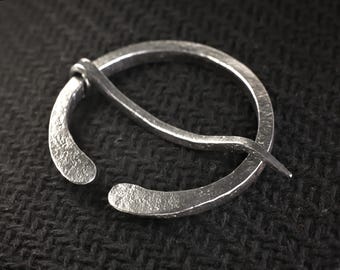 Penannular brooch - medieval penannular pin, viking pin, penannular cloak brooch, fibula, cloak clasp, viking cosplay, renaissance fair men