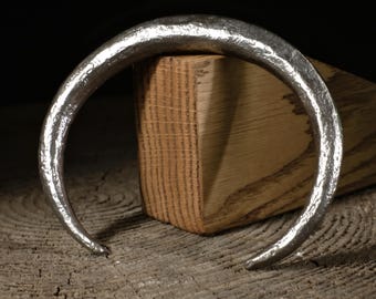 Forged viking bracelet - Viking pagan bracelet, Vikings forged bracelet, Nordic jewelry for men, Viking forged arm ring, Iron bangle, Pagan