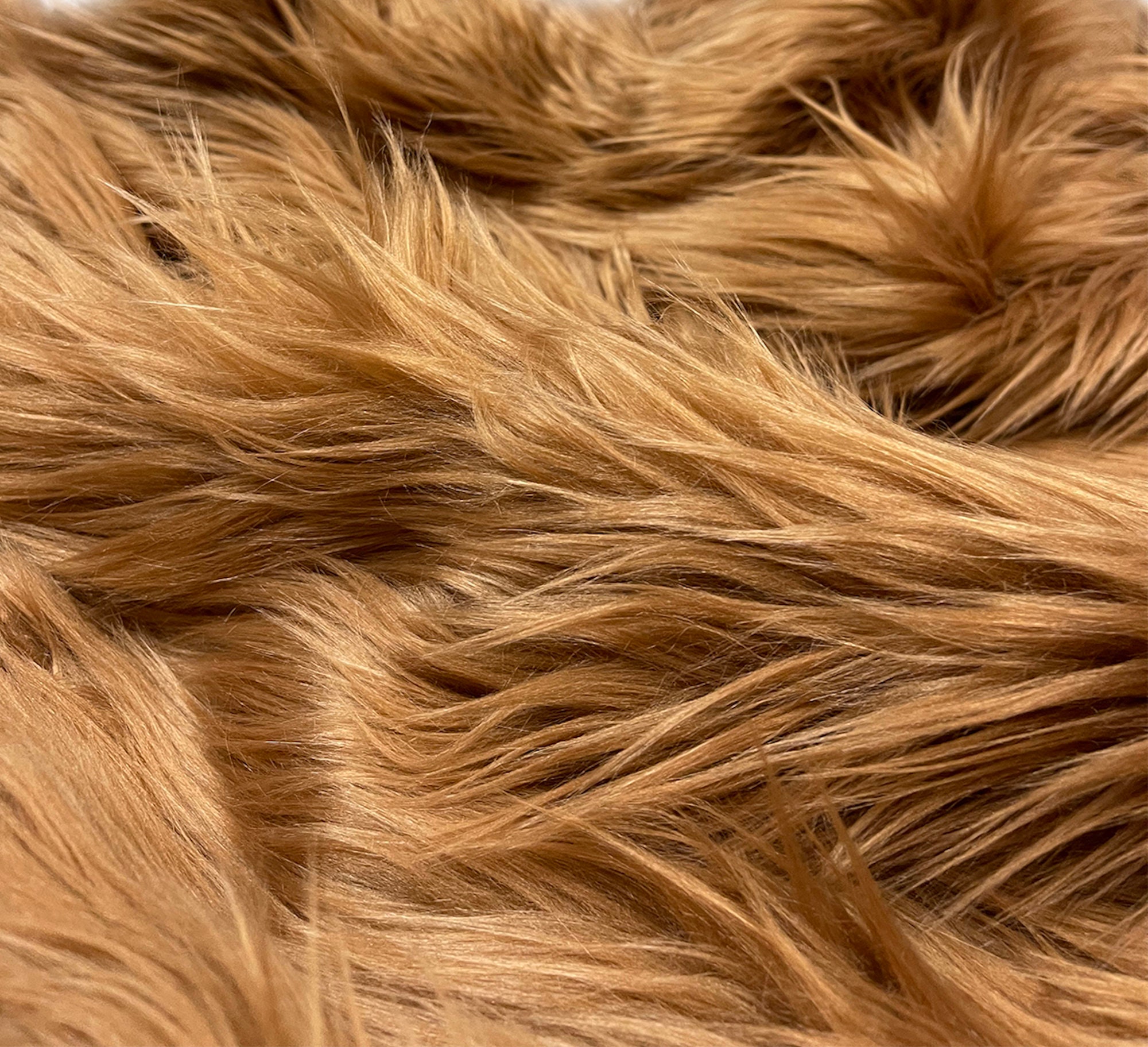 Eovea - Shaggy Faux Fur Fabric - One Yard - 60 X 36 Inches - DIY Craft  Supply, Hobby, Costume, Decoration,Vests,Rug,Pillow,Coats,Blanket