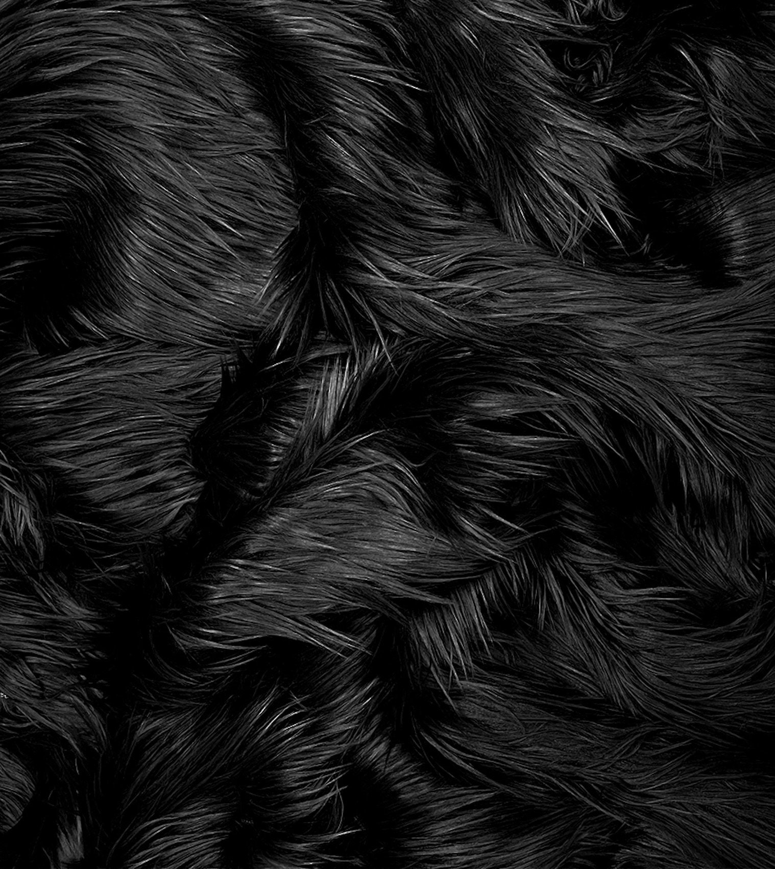 Eovea Shaggy Faux Fur Fabric by the Yard Black 36 X 60 Inches Soft&fluffy  Craft Fabric DIY Craft Supply, Hobby, Costume, Decoration 