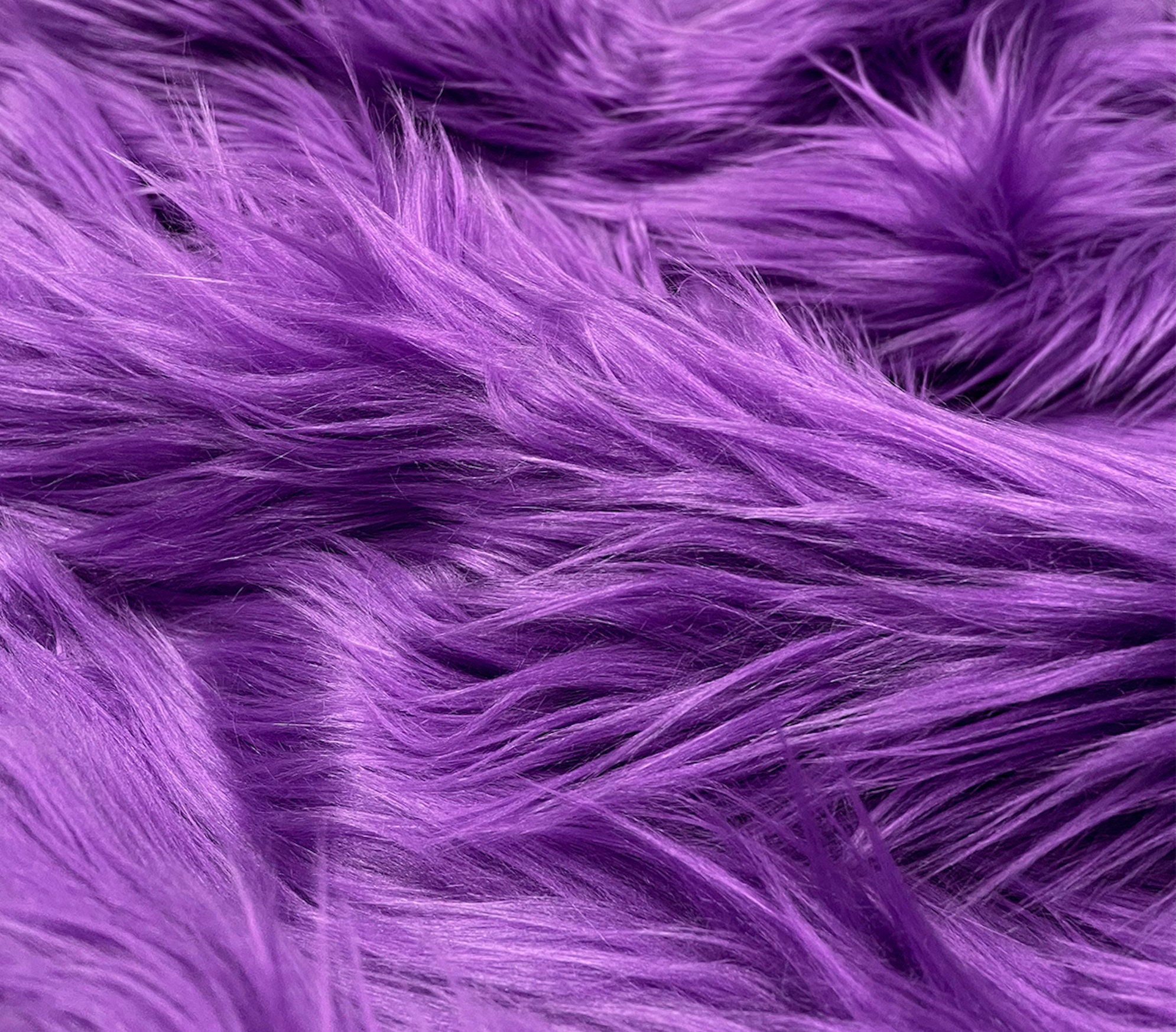  Faux Fake Fur Long Pile Luxury Shaggy/Craft, Sewing, Cosplay,  Costume, Decorations / 60 Wide/Sold by The Yard (RED, 58W by The  CONTINIOUS Yards Shipped by The Seller)