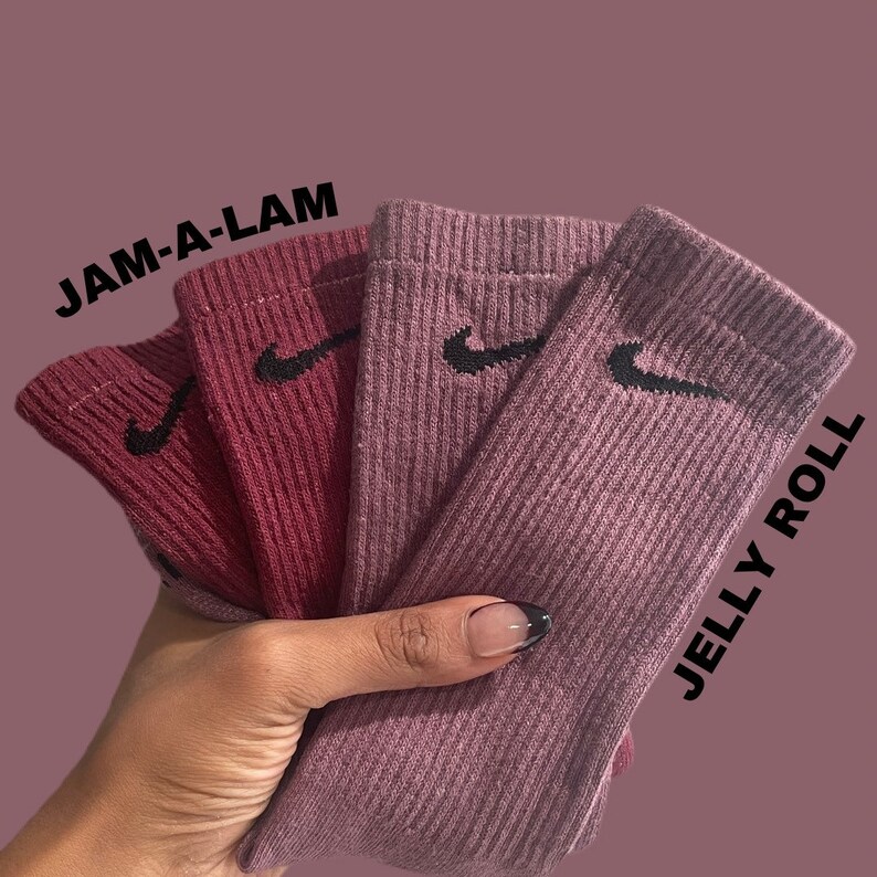 neutral nike socks finish line