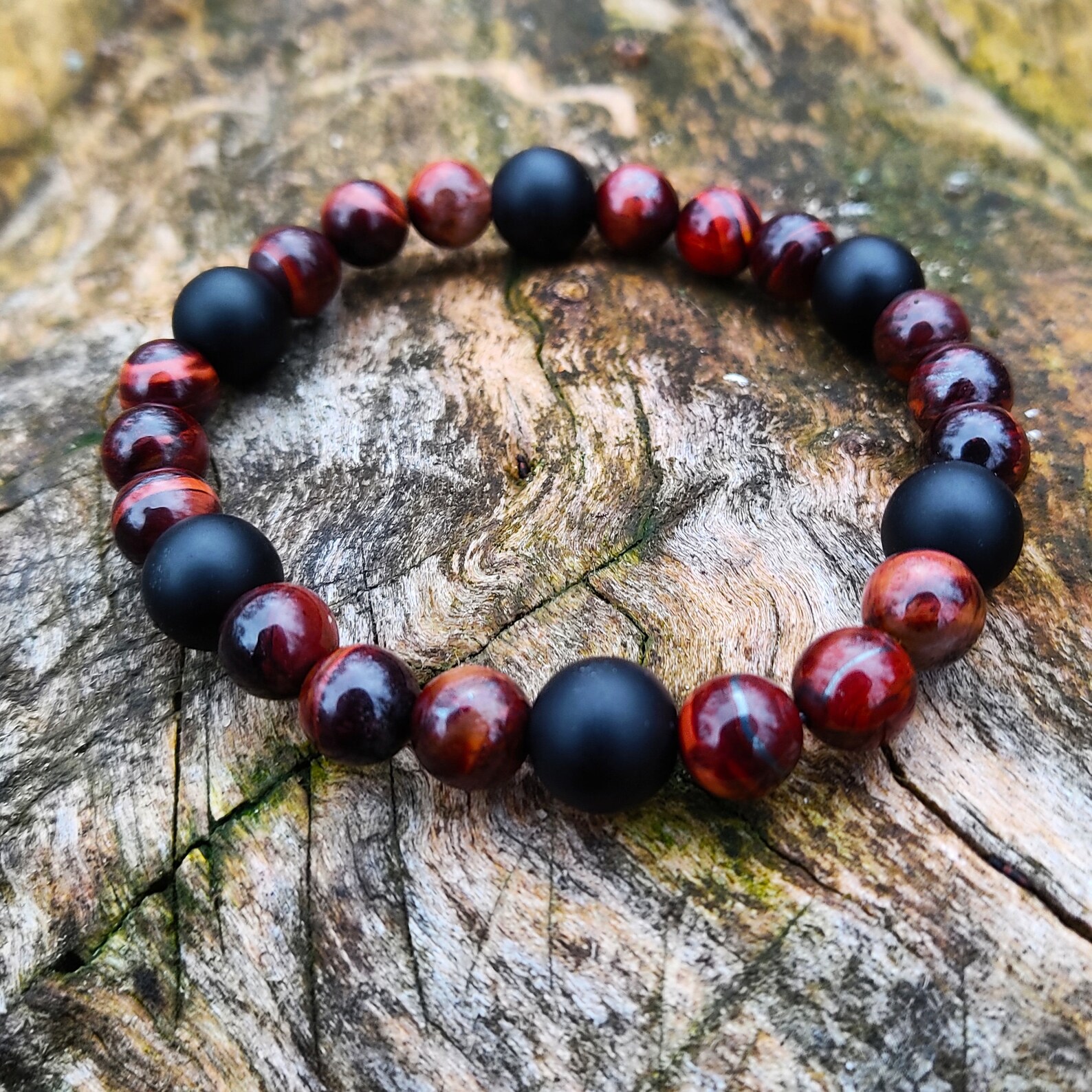 Bull’s eye stone and shungite | Etsy