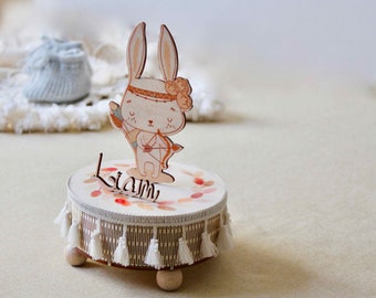 Naissance bébé, boîte à musique, cadeau bébé personnalisé, bohème, indien, lapin, boîte à musique lapin, décoration chambre enfant, 1 anniversaire, révélation de genre,