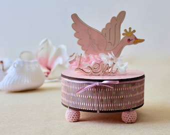 Juego de cisne volando, caja de juguetes, decoración de la guardería, regalo de bebé, regalo de bebé personalizado, es una niña, princesa, corona, bebé