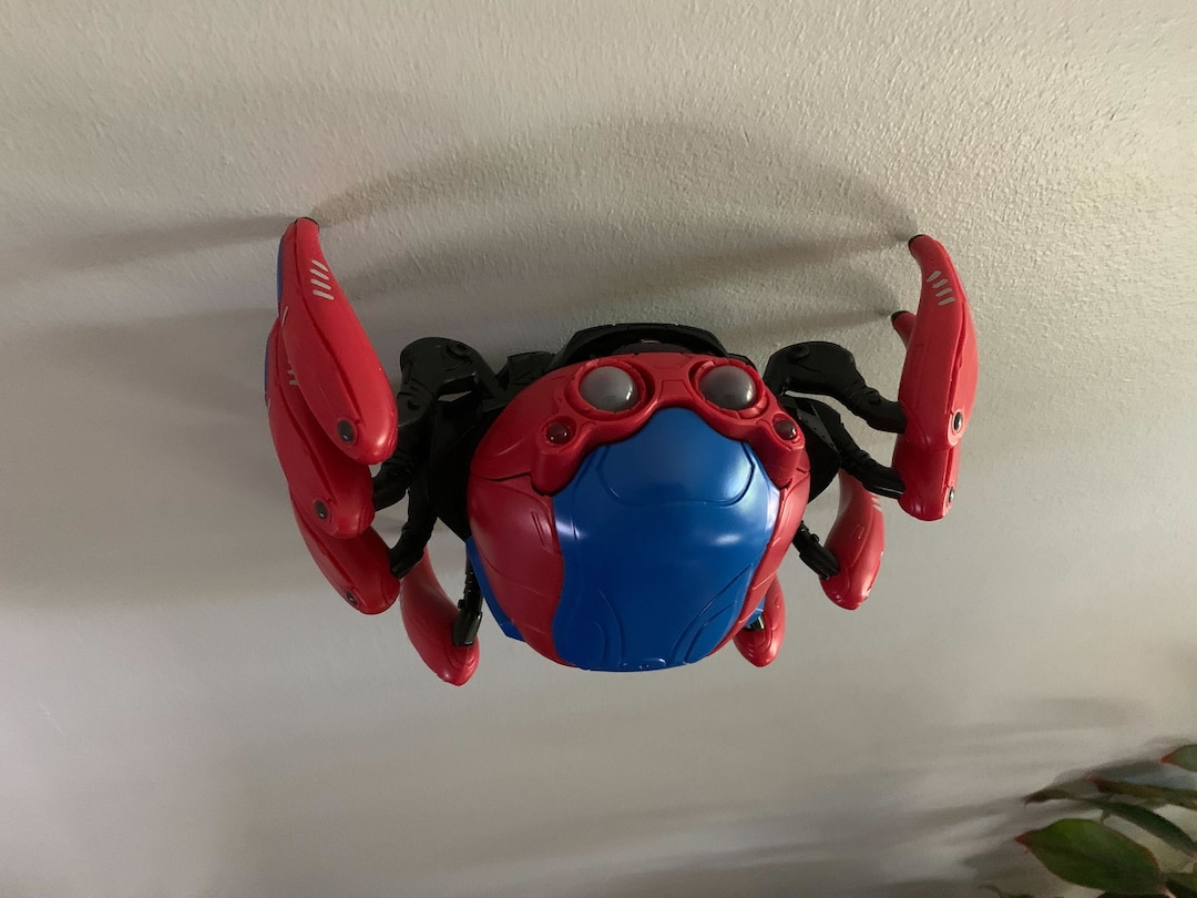 アベンジャーズキャンパス スパイダーマン スパイダーボット