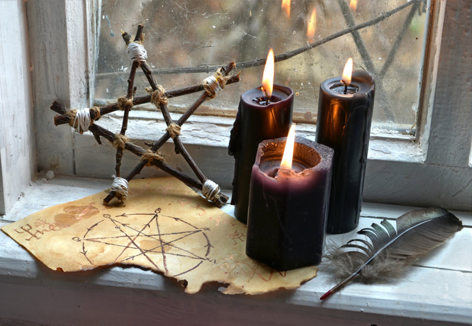 Что делать черная магия. Магический обряд. Ритуалы со свечами. Магические свечи. Черные магические свечи.