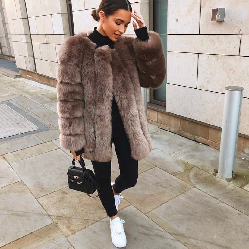 Faux Fur Coat - Light taupe - Ladies