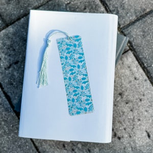 Sea Turtle Bookmark, Reader Gift, Bookish Gift, Sea Turtle Gift, Sea Turtle Book Gift, Reader Bookmark, Bookmark Gift, Ocean Bookmark Gift