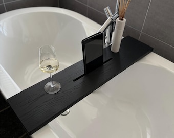 Badewannenbrett aus massiver Eiche – Luxus-Badewannentablett mit Tablet-Halter | schwarzes Badewannenbrett | handgefertigtes Badaccessoire | Individualisierung möglich