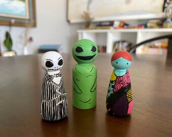 Ispirato alle bambole con pioli di The Nightmare Before Christmas