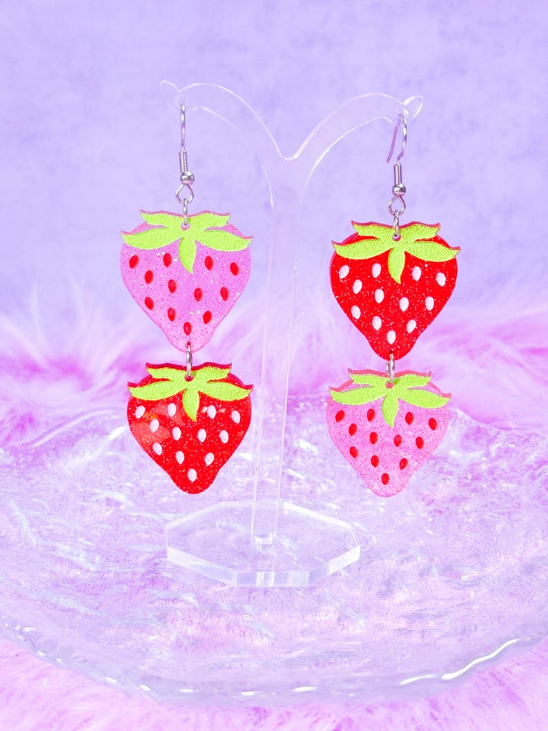 Boucles d'oreilles fraise en gelée, boucles d'oreilles acryliques découpées au laser, boucles d'oreilles fruits, boucles d'oreilles originales, boucles d'oreilles kawaii image 1