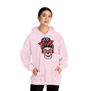 Funny Christmas Skull Mom Unisex Heavy Blend™ Hooded Sweatshirt