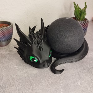 Drache Stand für Alexa Echo Dot 4 und 5 geniales Design einfarbig Schwarz grüne Augen