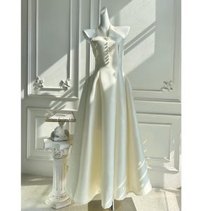 regal french fashion fancy dress French Nobles Dress