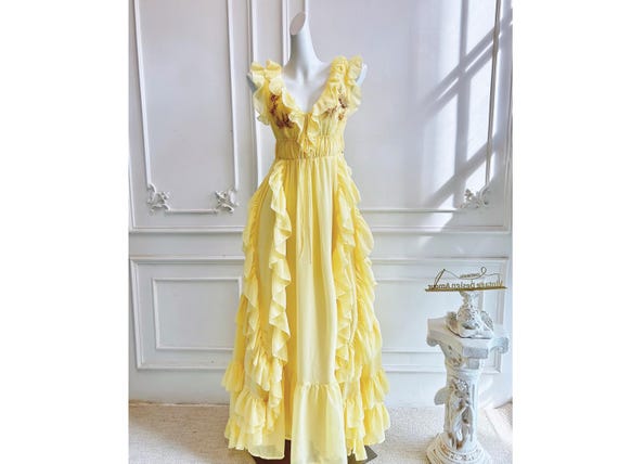 Cream Yellow Vocation Beach Backless Dress