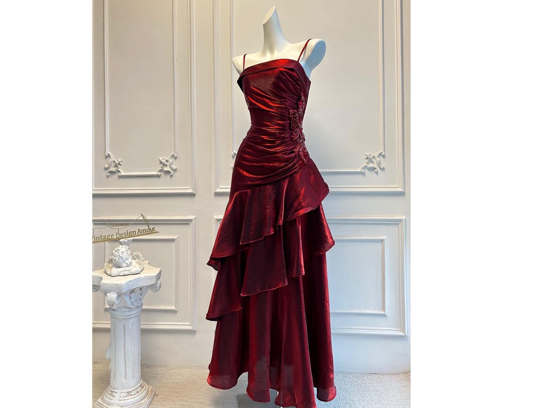plus size black cocktail dress Ever-Pretty Inclusive Plus Size Halter Pleated Midi Dress for Wedding Guests & Cocktail Parties