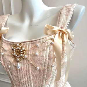 Corset romantique en dentelle rose en acier inoxydable Spiral Bones