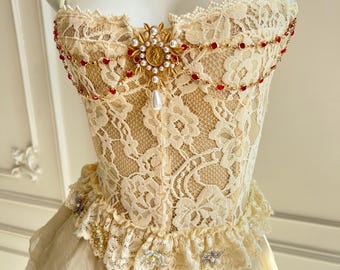 Corset en dentelle