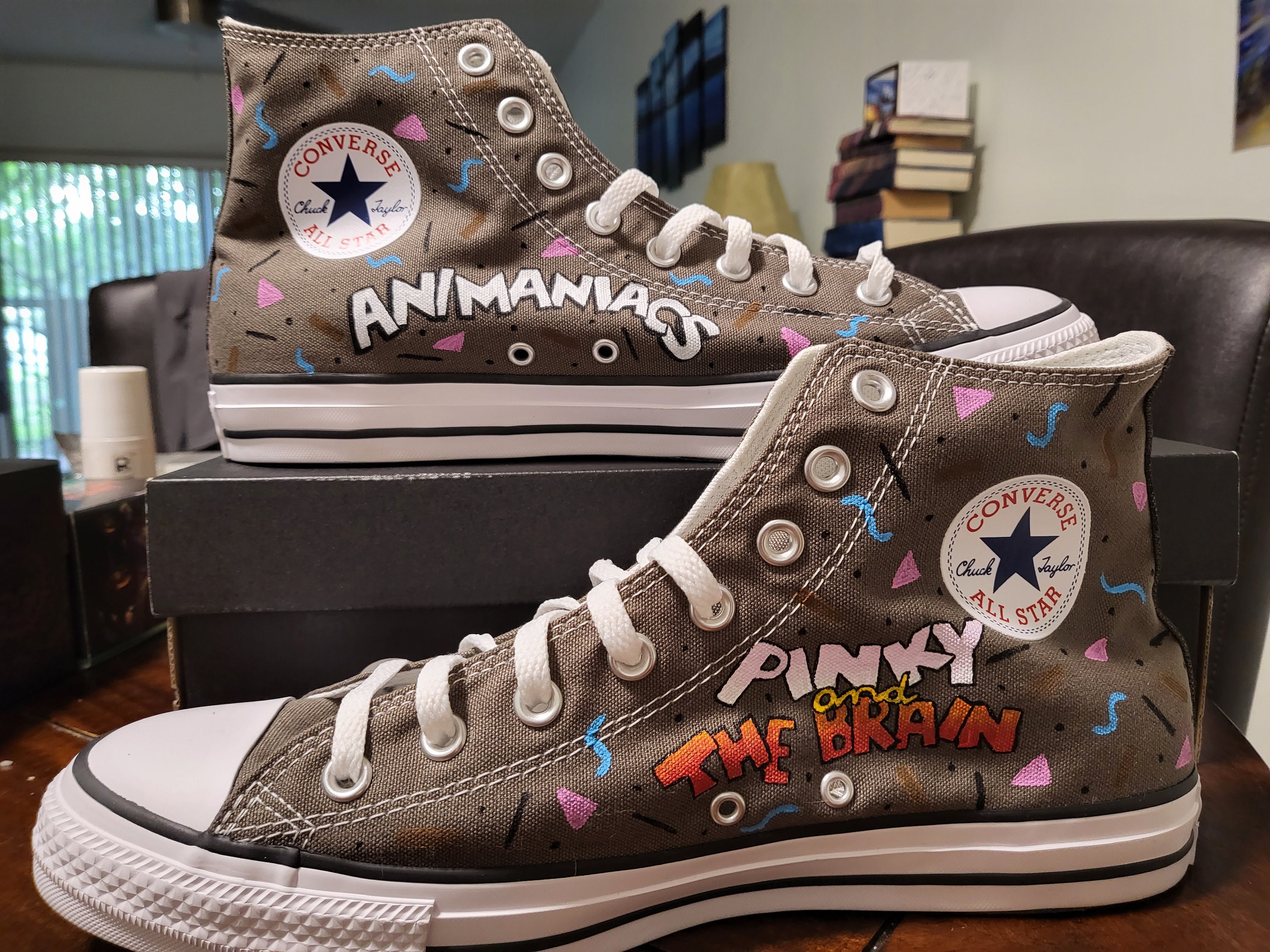 Converse hotsell custom paint