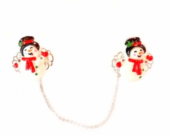Snowman Sweater Clips, Festive Christmas Sweater Guard, Kitschy Holiday Cardigan Clips, Adorable Winter Collar Clips, Nickel free