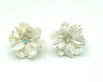 White Pearlescent Flower Earrings, Vintage Style Post Earrings, Retro Floral Wedding Jewelry, Nickel Free